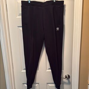 Adidas Men’s Size 2XL Fleece Joggers - Like New/Smoke & Pet Free